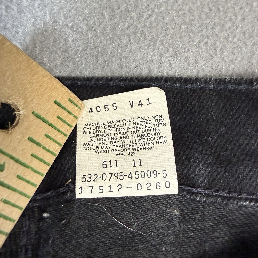 Levis Made in the USA Womans Jeans 13M Black Cotton Staight 17512-0260 - Picture 10 of 10